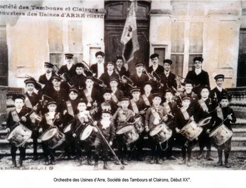 Orchestre des usines d'Arre. Société des Tambours et Clairons. Début XXème